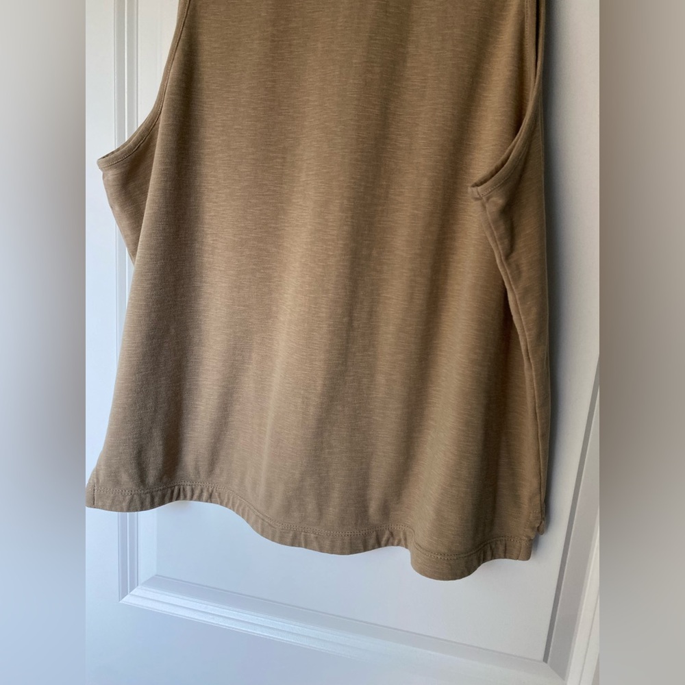 Banana Republic Tan Sleeveless Collared Tank Top Women’s Large - Picture 7 of 7